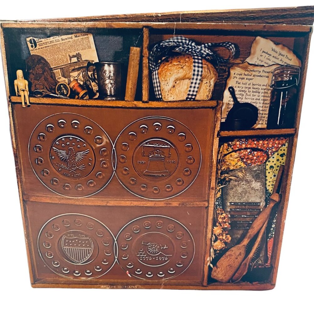 Vintage 70's Anchor Hocking Commemorative Bicentennial Glass Plates NIB